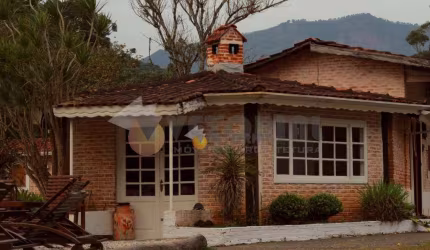 Chácara com 5 dormitórios à venda, 6000 m² por R$ 2.000.000,00 - Zona Rural - Santo Antônio do Pinhal/SP