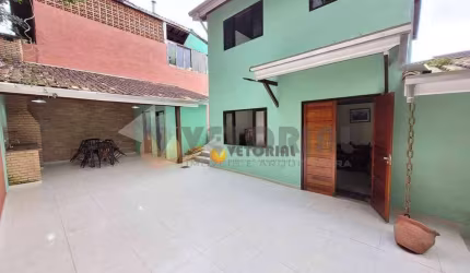 Casa com 4 dormitórios à venda, 205 m² por R$ 799.000,00 - Park Imperial - Caraguatatuba/SP