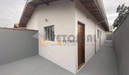 Casa com 2 dormitórios à venda, 61 m² por R$ 320.000,00 - Balneário dos Golfinhos - Caraguatatuba/SP