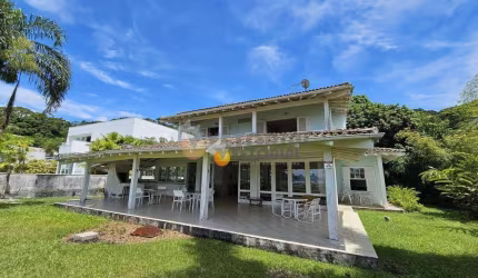 Casa com 3 dormitórios à venda, 255 m² por R$ 5.000.000 - Praia Cocanha - Caraguatatuba/SP