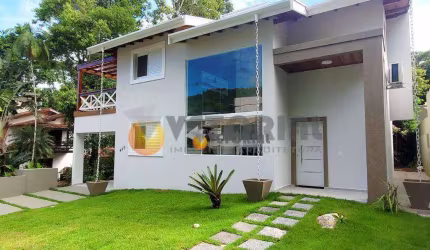 Sobrado com 3 dormitórios à venda, 210 m² por R$ 2.000.000 - Park Imperial - Caraguatatuba/SP
