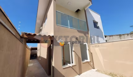 Sobrado com 2 dormitórios à venda, 107 m² por R$ 420.000,00 - Balneário Recanto Do Sol - Caraguatatuba/SP