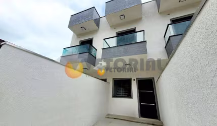 Sobrado com 2 dormitórios à venda, 75 m² por R$ 410.000,00 - Massaguaçu - Caraguatatuba/SP