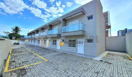 Sobrado com 2 dormitórios à venda, 84 m² por R$ 650.000 - Jardim Arua - Caraguatatuba/SP