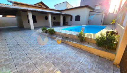 Casa 3 Dormitórios com Piscina Indaiá