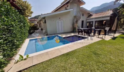 Casa com 4 dormitórios à venda, 220 m² por R$ 2.000.000 - Paúba - São Sebastião/SP