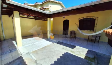 Casa com 2 dormitórios à venda, 131 m² por R$ 680.000,00 - Sumaré - Caraguatatuba/SP