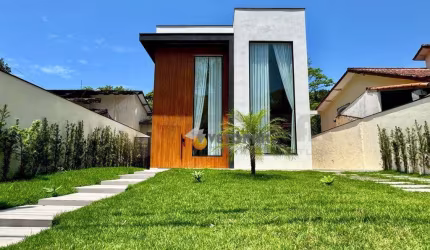 Sobrado com 3 suítes à venda, 242 m² - Park Imperial - Caraguatatuba/SP