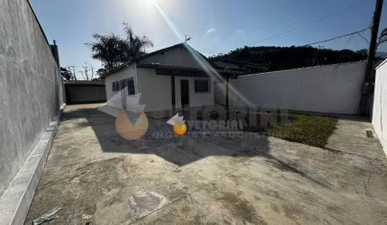 Casa com 2 dormitórios à venda, 103 m² por R$ 560.000 - Jardim Casa Branca - Caraguatatuba/SP