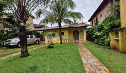 Casa com 3 dormitórios à venda, 160 m² por R$ 1.500.000 - T Pequeno - São Sebastião/SP