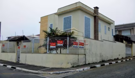 Casa com 3 quartos à venda na Rua José Simões, Chácara Faggion, Suzano, 232 m2 por R$ 850.000
