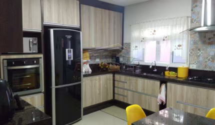 Casa com 3 quartos à venda na Rua Rubens Vidal, Cidade Edson, Suzano, 130 m2 por R$ 900.000