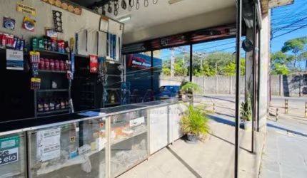 Sala comercial para alugar na Avenida Major Pinheiro Froes, Vila Maria de Maggi, Suzano, 167 m2 por R$ 4.200