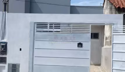 Casa com 3 quartos à venda na Rua Esmeraldo José de Oliveira, Vila Amorim, Suzano, 73 m2 por R$ 410.000