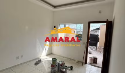 Casa com 2 quartos à venda na Rua Paulo Eduardo do Valle Pereira, Jardim Cambuci, Mogi das Cruzes, 70 m2 por R$ 400.000