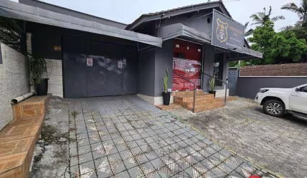 Casa com 1 dormitório à venda, 180 m² por R$ 1.200.000,00 - Água Verde - Blumenau/SC