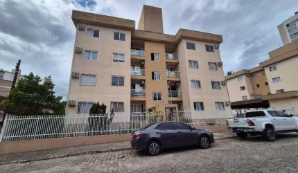 Apartamento com 3 dormitórios à venda, 72 m² por R$ 350.000,00 - Escola Agrícola - Blumenau/SC