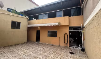 Casa 3 quartos com suite e 2 vagas bairro Nacional