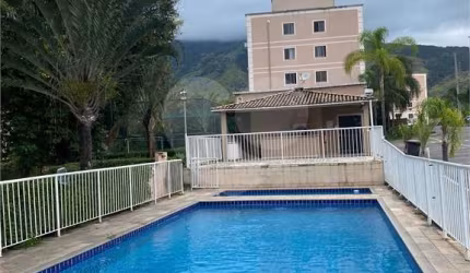 Apartamento com 2 quartos à venda em Senador Camará - RJ