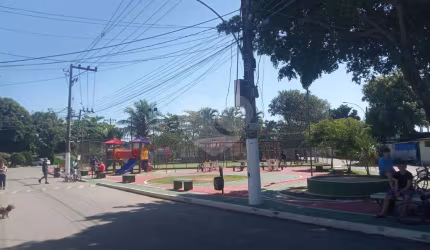Terreno à venda em Canto Do Rio - RJ