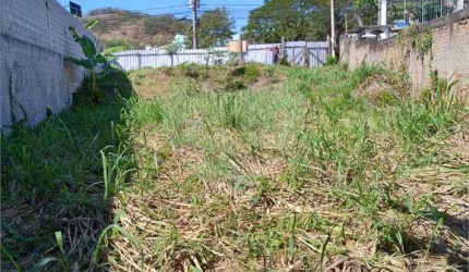 Terreno à venda em Campo Grande - RJ