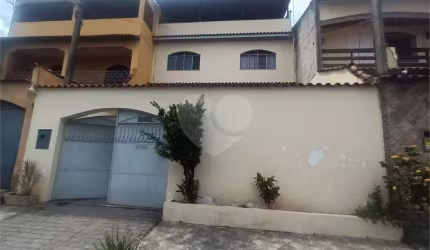 Condomínio com 2 quartos à venda em Bangu - RJ