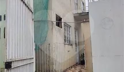 Condomínio com 2 quartos à venda em Santíssimo - RJ