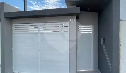 Condomínio com 2 quartos à venda em Pedra De Guaratiba - RJ