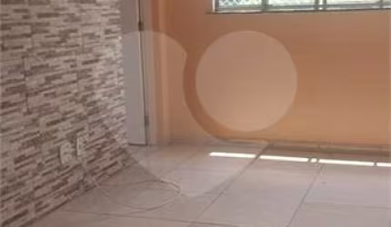 Apartamento com 3 quartos para locação em Campo Grande - RJ