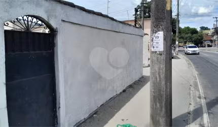 Casa com 3 quartos à venda em Santíssimo - RJ