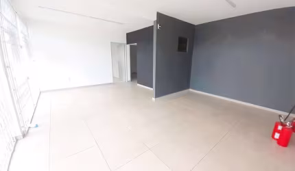 Casa comercial à venda na Rua Manoel Porto Filho, 45, Forquilhinhas, São José por R$ 1.100.000