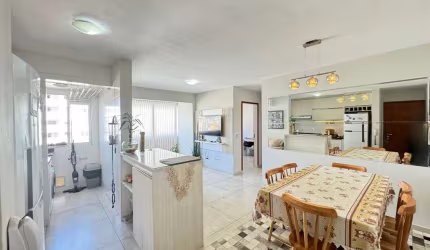 Apartamento com 3 quartos à venda na Rua Capri, 280, Pagani, Palhoça por R$ 570.000