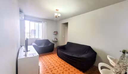 Apartamento com 3 quartos à venda na Rua Domingos Pedro Hermes, 242, Ipiranga, São José por R$ 285.000