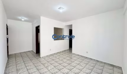 Apartamento com 3 quartos à venda na Avenida Irineu Bornhausen, 870, Campinas, São José por R$ 370.000
