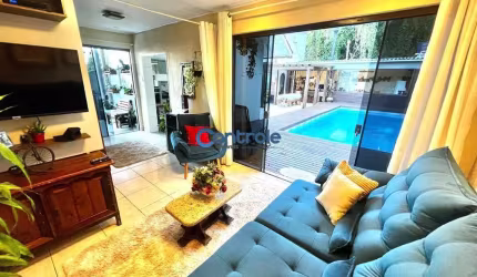 Casa com 4 quartos à venda na Guararema, 27, Ponta de Baixo, São José por R$ 1.030.000