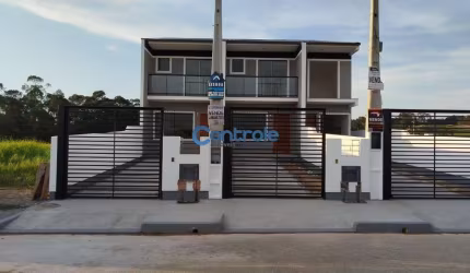 Casa com 2 quartos à venda na Osmar Cassemiro de Souza, 1, Sertão do Maruim, São José por R$ 480.000