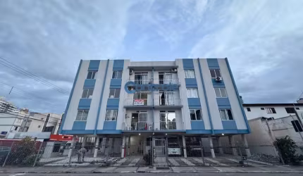 Apartamento com 3 quartos à venda na Wilson Nascimento, 19, Kobrasol, São José por R$ 490.000