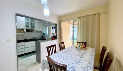 Apartamento com 3 quartos à venda na Rua Araci Bernardina Hermes, 78, Nossa Senhora do Rosário, São José por R$ 560.000