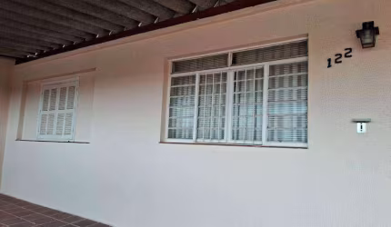 2 dorm , 1 banheiro , 2 vagas