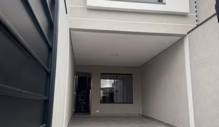 SOBRADO NOVO, PLANTA MODERNA, 03 DORMITÓRIOS, 01 SUÍTE, CHURRASQUEIRA, 02 VAGAS !!