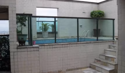 COBERTURA A VENDA NO TATUAPÉ, REPLETO DE ARMÁRIOS, CHURRASQUEIRA, PISCINA AQUECIDA E 03 VAGAS !!