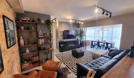 APTO A VENDA NO TATUAPÉ, ANDAR ALTO, MOBILIADO E DECORADO, VARANDA GRILL, 01 VAGA !!