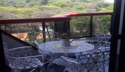 APTO PARA VENDA NO JD ANÁLIA FRANCO, COM VISTA PERMANENTE PARA O PARQUE DO CERET, MOBILIADO, 03 SUÍTES, 03 VAGAS !!