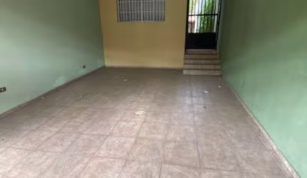 SOBRADO A VENDA NO JD POPULAR, 04 DORMITÓRIOS, CHURRASQUEIRA, 02 VAGAS !!