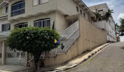 Sobrado à venda, Cidade Maia, 332m².R$1.580.000,00