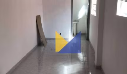 Sobrado de 2 dormitórios, 1 vaga coberta na Rua Carlos Meira- Penha de França-R$2.400,