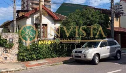 Terreno à venda no Balneário do Estreito.