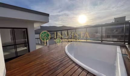 À venda na Praia dos Açores! Terraço privativo com hidromassagem, 2 quartos sendo 1 suíte e 1 vaga de garagem.
