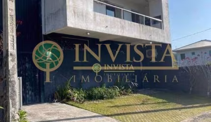Galpão Comercial à venda com 4 vagas de garagem.