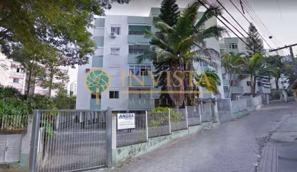 3 quartos, vista livre e 2 banheiros -À venda na Trindade próximo a UFSC.
